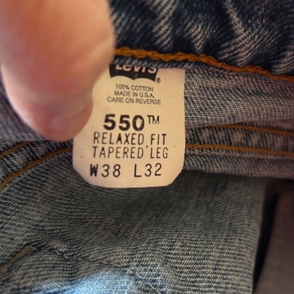 Levis Jeans 550 Relaxed Fit Tapered Leg Mens Size 38x32 USA - Picture 6 of 7